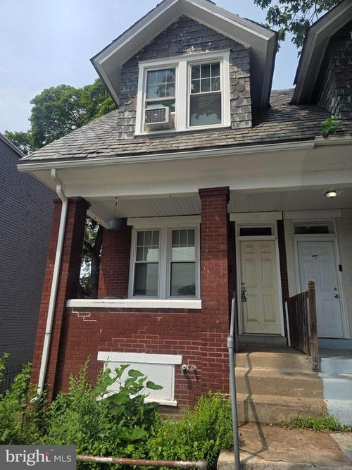 1808 Chestnut St, Harrisburg, PA, 17104-1229 | Card Image