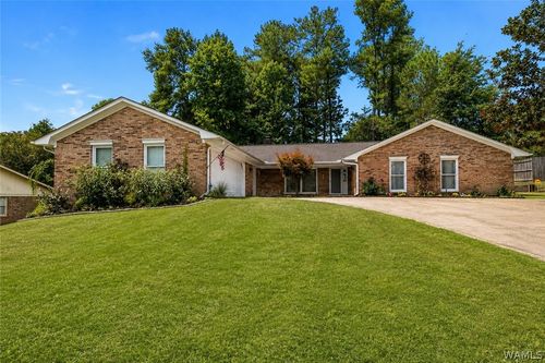 6136 Woodcrest Dr, Tuscaloosa, AL, 35405-5629 | Card Image
