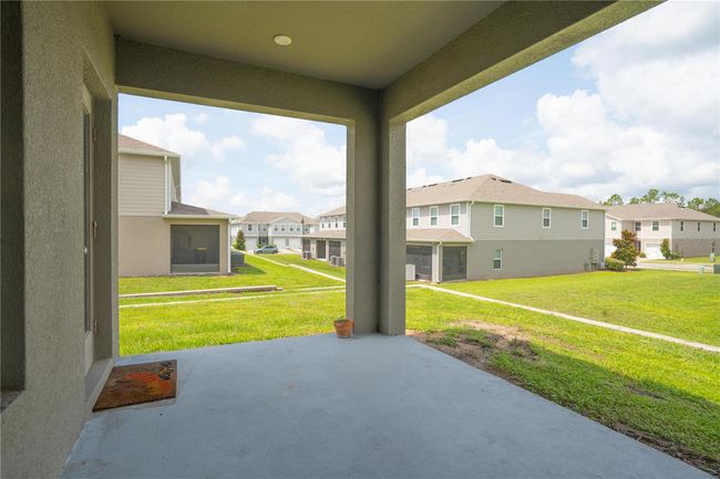 275 Blueberry Ln, Townhouse with 3 bedrooms, 2 bathrooms and null parking in DAVENPORT FL | Image 9