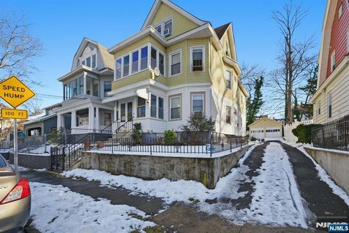 228 Duane St, Orange, NJ, 07050-4111 | Card Image