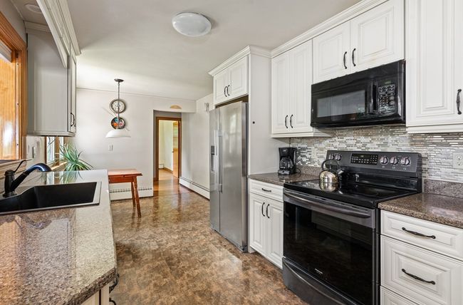 16 Sheldon Ave, House other with 3 bedrooms, 2 bathrooms and 2 parking in Easthampton MA | Image 16