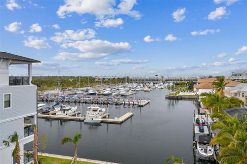 3027 Bermuda Sloop Cir, RUSKIN, FL, 33570-3092 | Card Image
