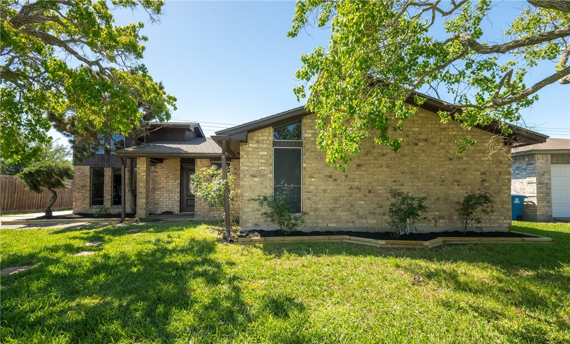 Timber Ridge Dr, Portland, TX 78374