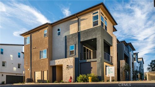 118 Abacus, Irvine, CA, 92618-1473 | Card Image