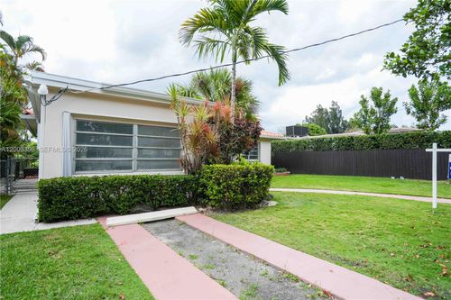 475 S Shore Dr, Miami Beach, FL, 33141-2401 | Card Image
