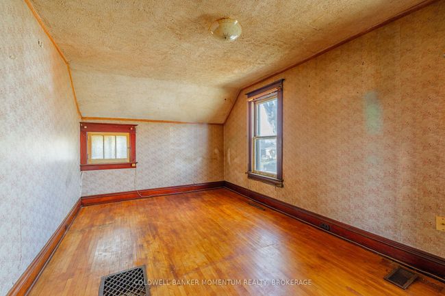 263 Humboldt Pky, House other with 3 bedrooms, 1 bathrooms and 3 parking in Port Colborne ON | Image 21