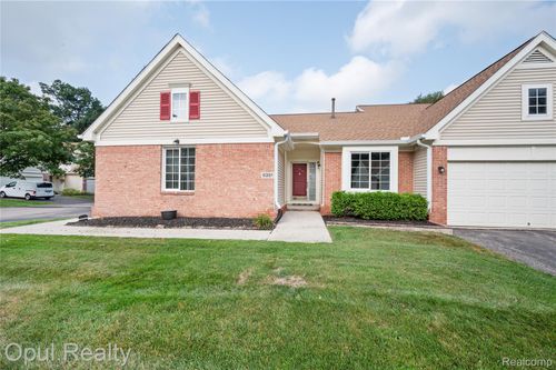 6351 Pembrook Drive, Westland, MI, 48185 | Card Image