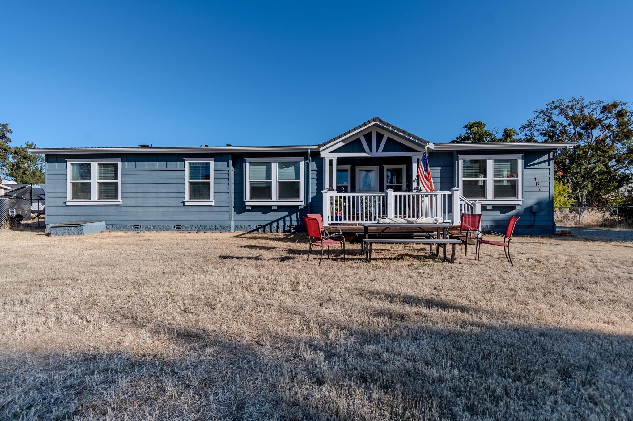 Gregory Rd, Central Point, OR 97502