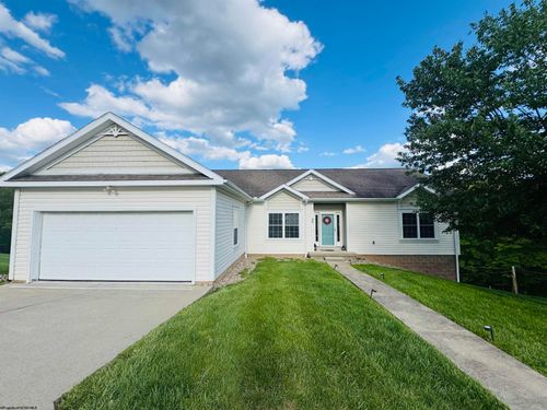 90 Silver Maple Ct, Fairmont, WV, 26554-7450 | Card Image