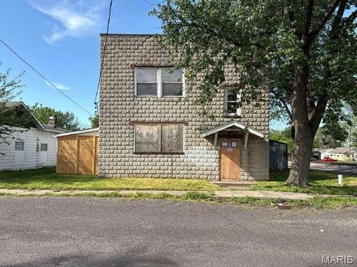 300 E Forest Street, Hartford, IL, 62048 | Card Image