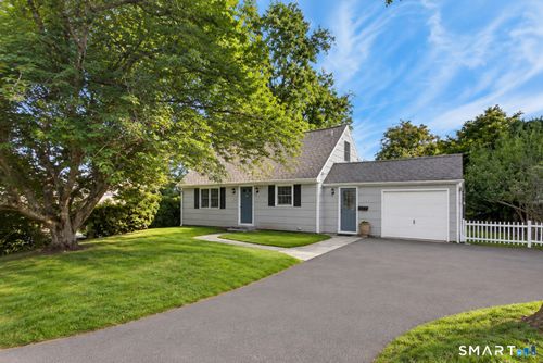 97 Gorham Road, Fairfield, CT, 06824 | Card Image
