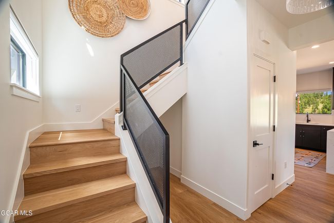 **Staged Photos of Bldg 1 (1058) | Image 20