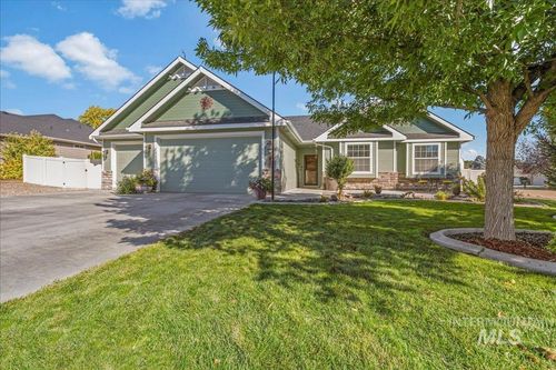 1026 Huntington Ct, Nampa, ID, 83686-5589 | Card Image