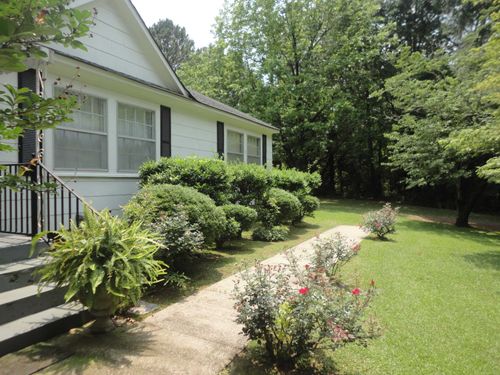 301 Williams Ave Se, Hanceville, AL, 35077-5236 | Card Image