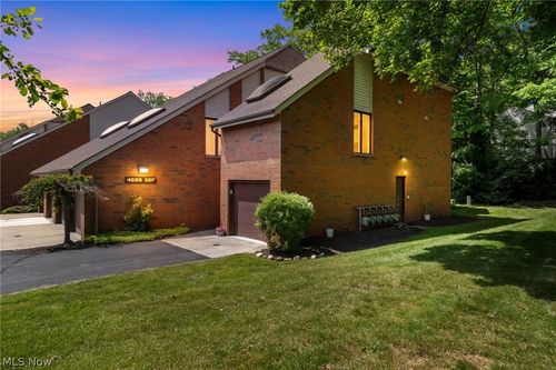 f-4695 Mayfield Rd, South Euclid, OH, 44121-4069 | Card Image