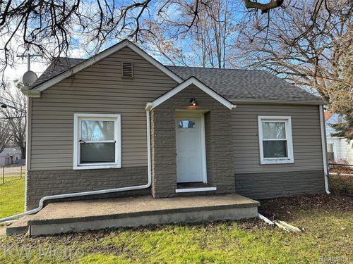 21503 Collingham Ave, Farmington Hills, MI, 48336-5701 | Card Image