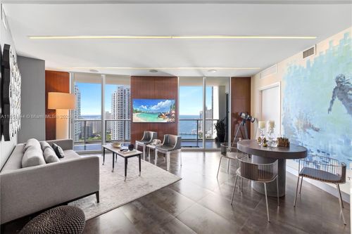 apt-2508-300 S Biscayne Blvd, Miami, FL, 33131-5373 | Card Image
