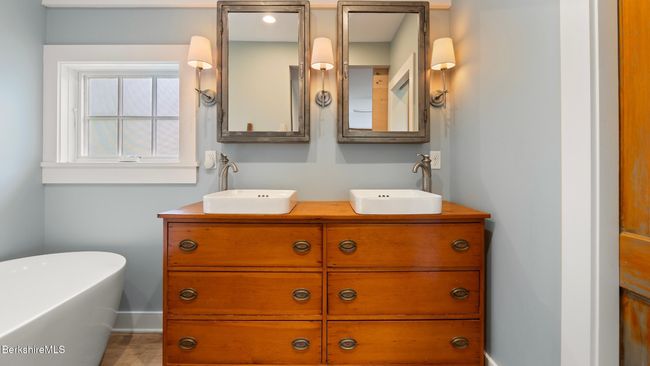 8 Yale Hill Rd, House other with 4 bedrooms, 4 bathrooms and null parking in Stockbridge MA | Image 27