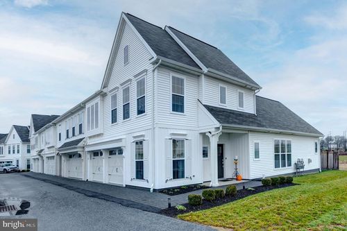 1327 Carnegie Way, MECHANICSBURG, PA, 17055-8770 | Card Image