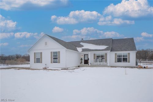 800 Martin Rd, Mogadore, OH, 44260-9589 | Card Image