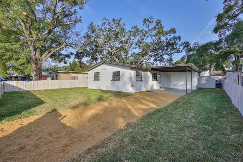 8621 May Cir, Tampa, FL, 33614-1733 | Card Image