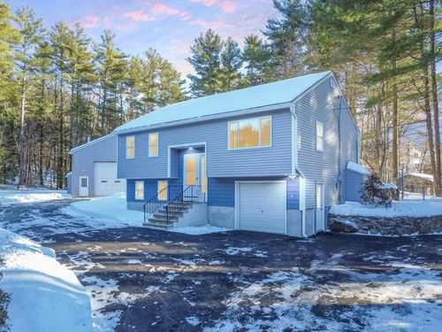 2 Mulberry St, Windham, NH, 03087-1113 | Card Image
