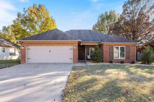 10 Brentwood Dr, Vilonia, AR, 72173-9781 | Card Image