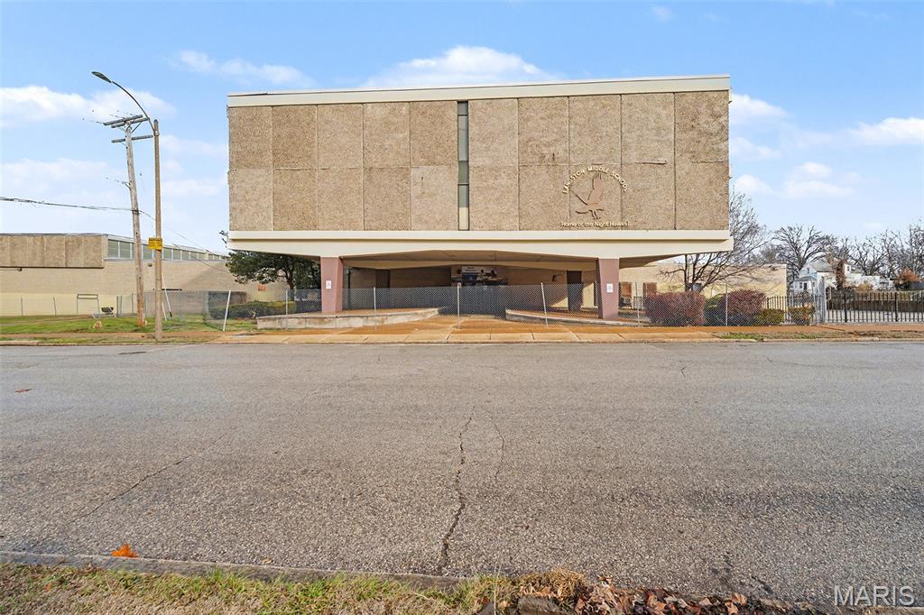 Commercial Sale in St Louis 2