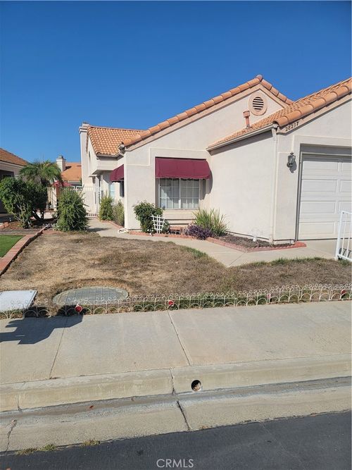 28297 Palm Villa Dr, Menifee, CA, 92584-8851 | Card Image