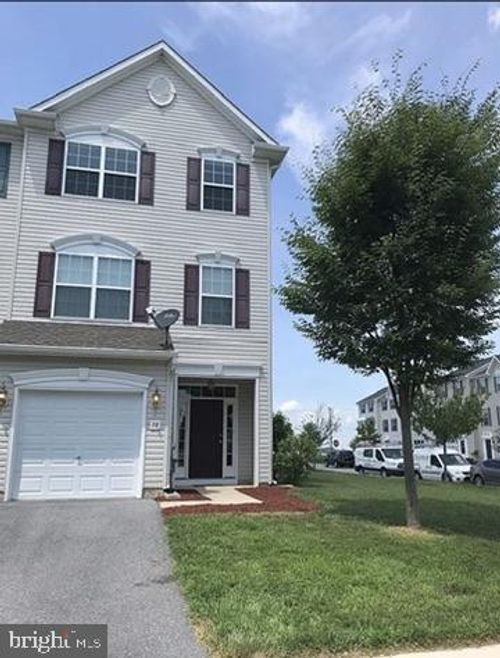 10 W Worthington Blvd, SMYRNA, DE, 19977-4524 | Card Image