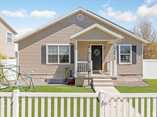 4049 E Dillons Dr, Eagle Mountain, UT, 84005-4469 | Card Image