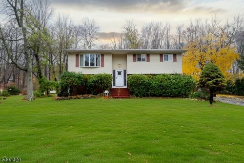 36 S Cherry Rd, Lake Hopatcong, NJ, 07849-1716 | Card Image