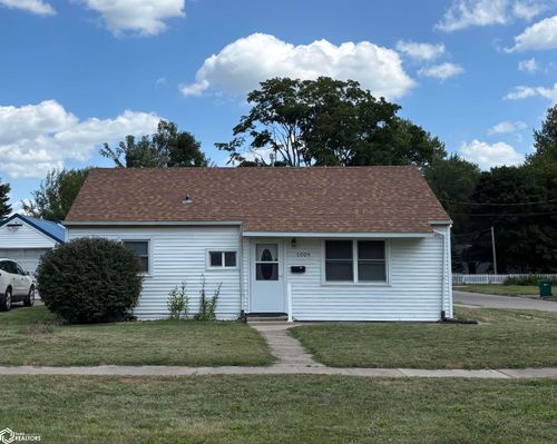 1009 S 4th St, Fairfield, IA, 52556-3918 | Card Image