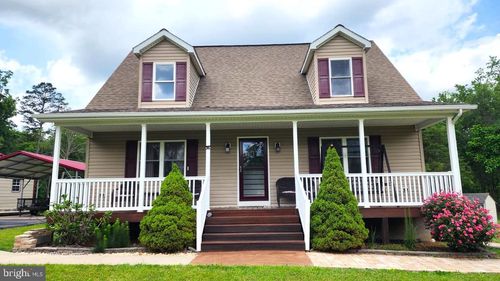 1932 Howardsville Tpke, STUARTS DRAFT, VA, 24477-2510 | Card Image