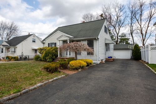 18 Haven Ter, Parlin, NJ, 08859-1844 | Card Image