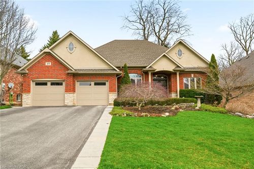 49 Rockcliffe Rd, Dundas, ON, L9H7H5 | Card Image