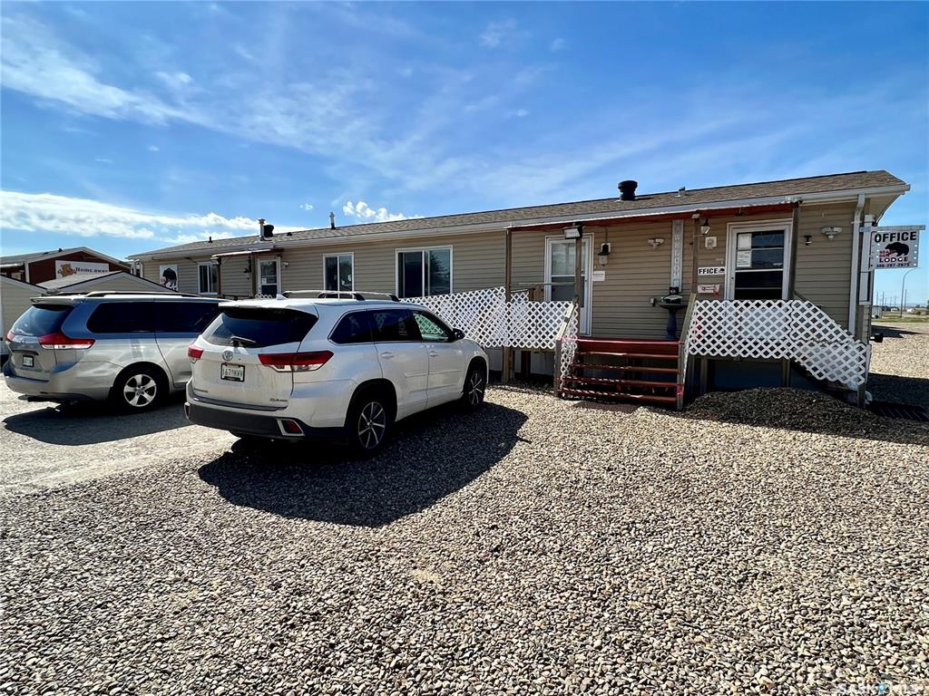 Commercial Sale in Shaunavon 2