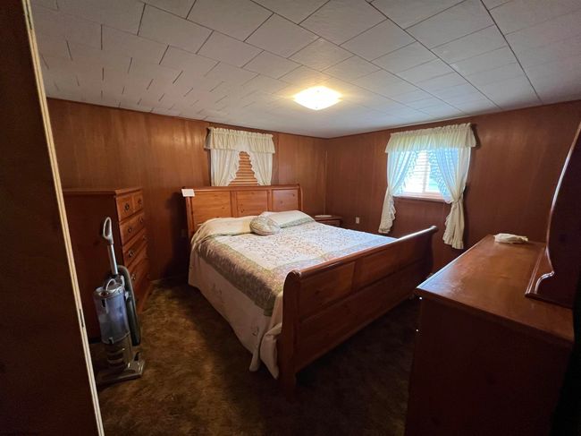 3730 Greenbrier Rd, Home with 3 bedrooms, 1 bathrooms and 3 parking in Salem WV | Image 19