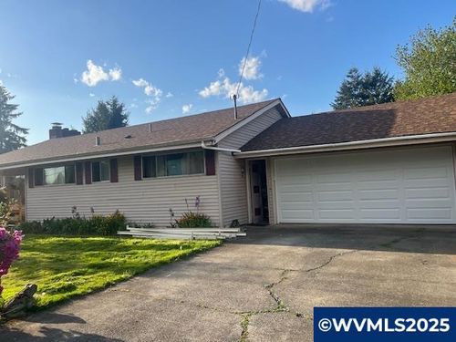 13727 Se Raymond St, Portland, OR, 97236-4008 | Card Image