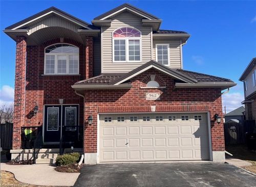 962 Pebblecreek Crt, Kitchener, ON, N2A0C5 | Card Image
