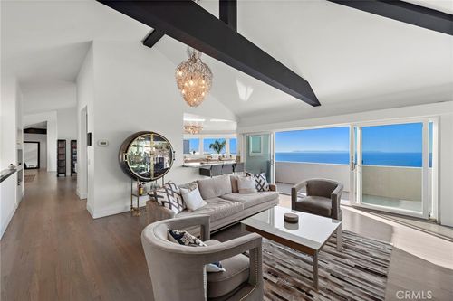 766 Pelican Dr, Laguna Beach, CA, 92651-4111 | Card Image