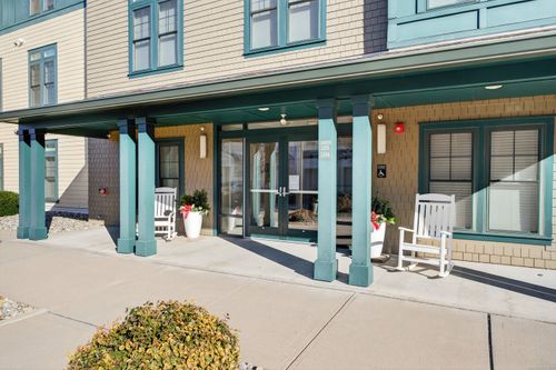 unit-1307-38 Hope St, Niantic, CT, 06357-2454 | Card Image