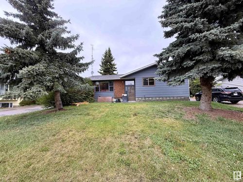 5114 56a Ave, Elk Point, AB, T0A0B9 | Card Image