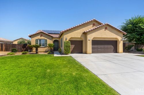 15730 Carparzo Dr, Bakersfield, CA, 93314-6715 | Card Image