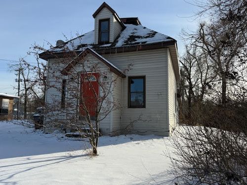 1984 E Miller Rd, Fairview, MI, 48621-8717 | Card Image