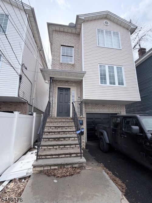 1-1036 Flora St, Elizabeth, NJ, 07201-1418 | Card Image