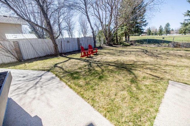 249 Fairway Drive, Home with 4 bedrooms, 3 bathrooms and 5 parking in Coaldale AB | Image 2