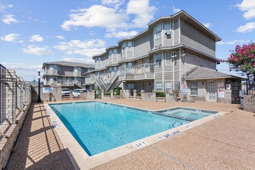 1325 Speight Ave, Waco, TX, 76706-2139 | Card Image
