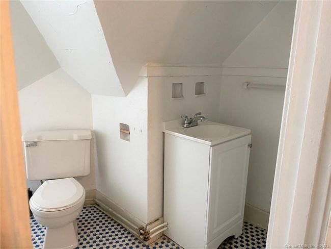 APT-3R - 512 Townsend Ave, Home with 1 bedrooms, 1 bathrooms and null parking in New Haven CT | Image 12