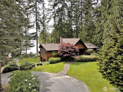 130 Se Sells Dr, Shelton, WA, 98584-7792 | Card Image